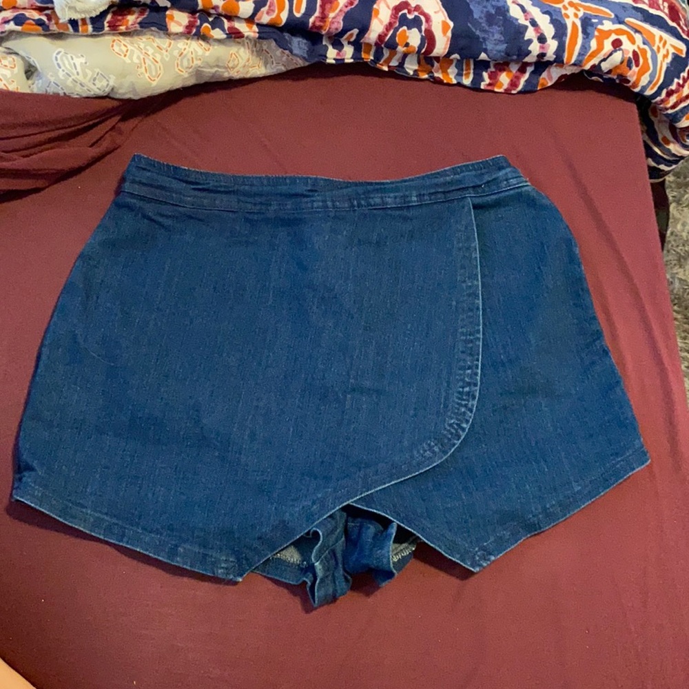 Wild Honey denim skort